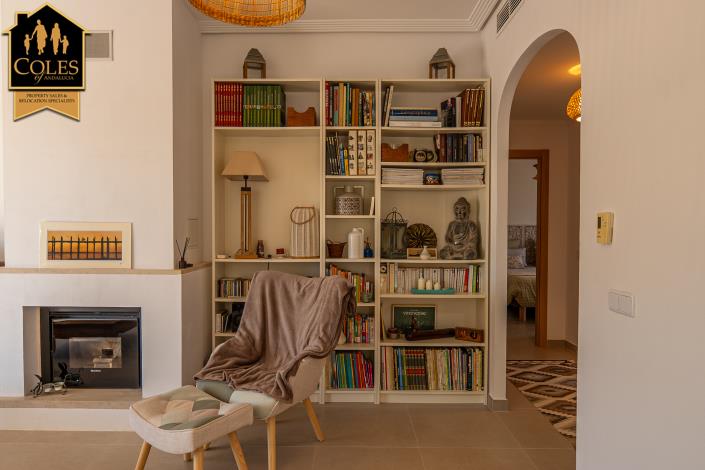 Image No.19-3 Bed Villa / Detached for sale