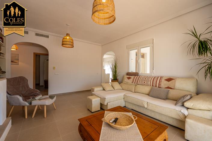 Image No.20-3 Bed Villa / Detached for sale