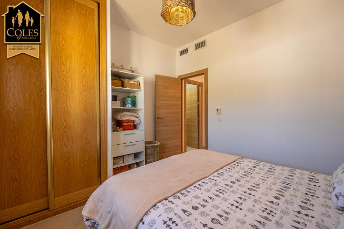 Image No.26-3 Bed Villa / Detached for sale