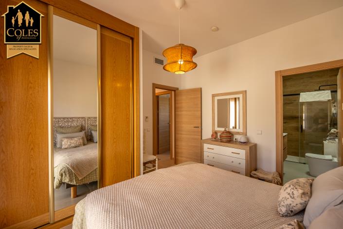 Image No.30-3 Bed Villa / Detached for sale