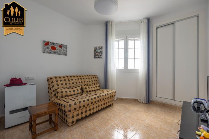 Image No.15-3 Bed Apartment for sale