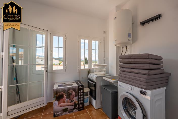 Image No.17-3 Bed Apartment for sale