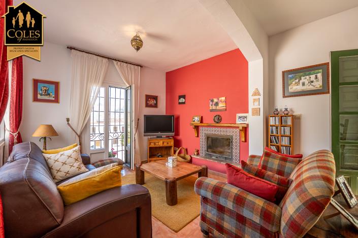 Image No.10-2 Bed Townhouse for sale