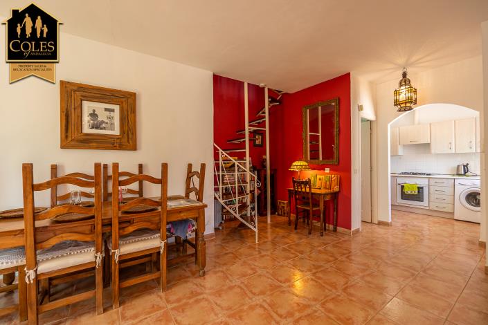 Image No.12-2 Bed Townhouse for sale