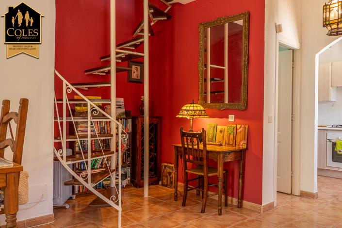 Image No.13-2 Bed Townhouse for sale