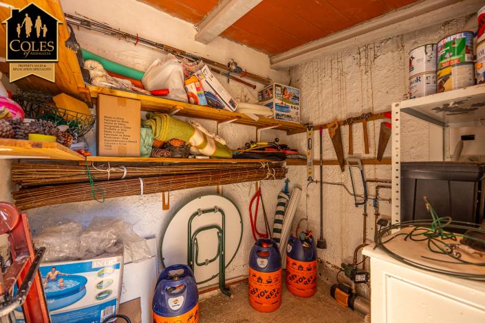 Image No.19-2 Bed Townhouse for sale