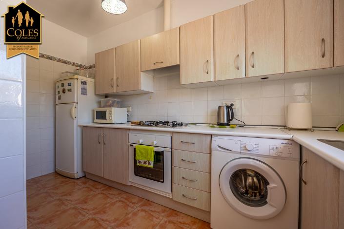 Image No.20-2 Bed Townhouse for sale