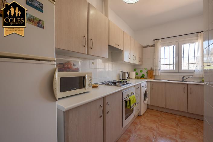 Image No.21-2 Bed Townhouse for sale