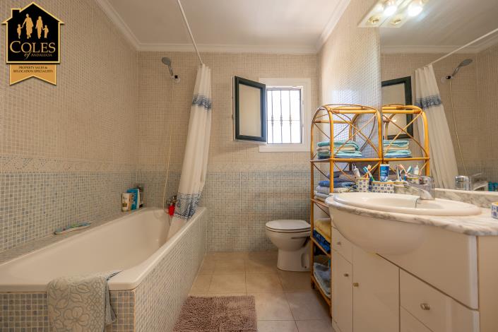 Image No.23-2 Bed Townhouse for sale