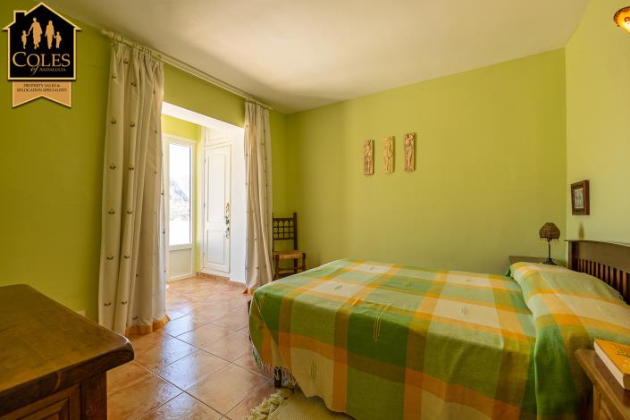 Image No.24-2 Bed Townhouse for sale