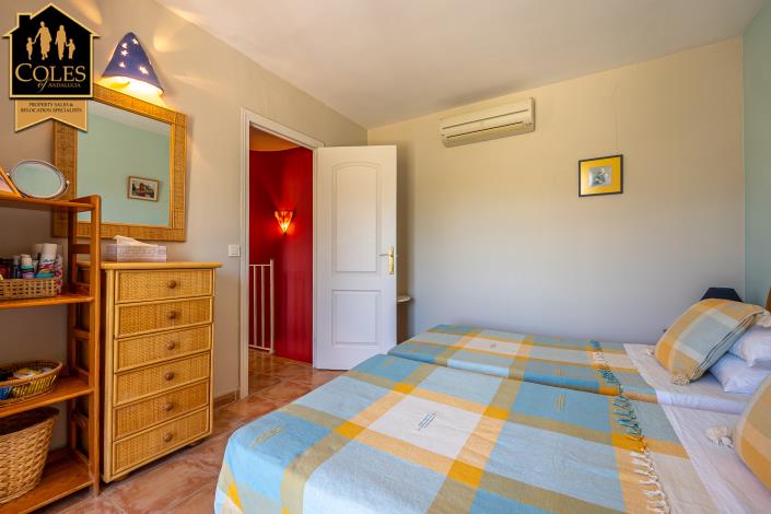 Image No.29-2 Bed Townhouse for sale