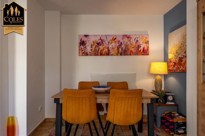 Image No.12-2 Bed Townhouse for sale