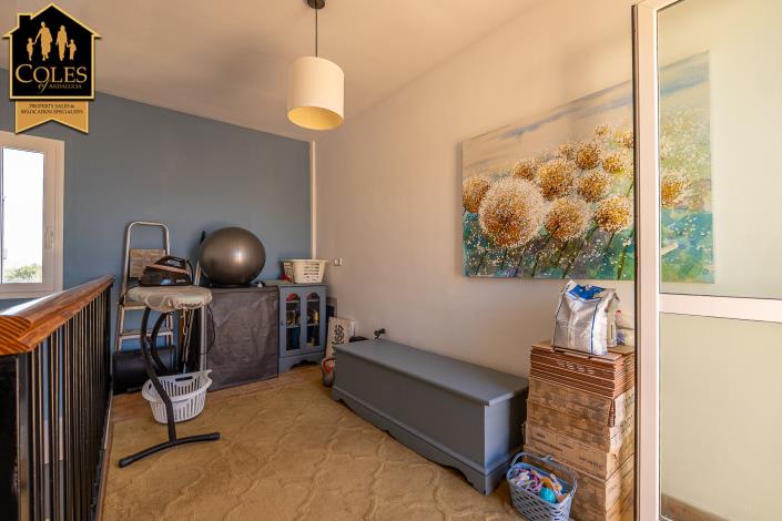 Image No.26-2 Bed Townhouse for sale