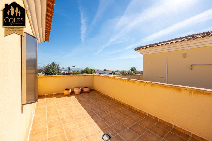 Image No.28-2 Bed Townhouse for sale