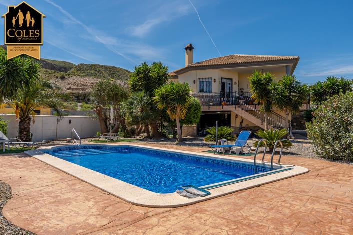 Arboleas, Villa / Detached