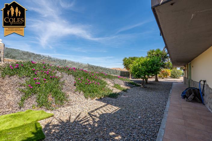 Image No.19-4 Bed Villa / Detached for sale