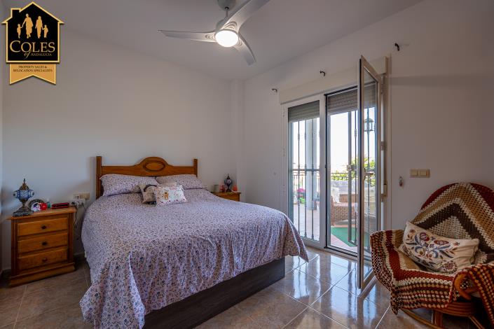 Image No.34-4 Bed Villa / Detached for sale