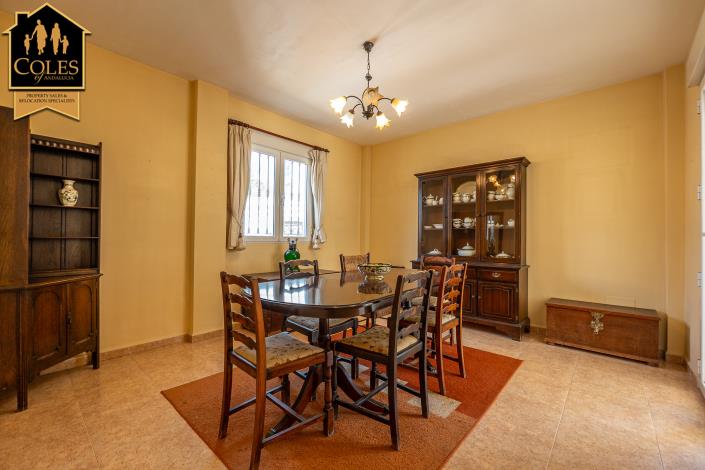 Image No.26-3 Bed Villa / Detached for sale