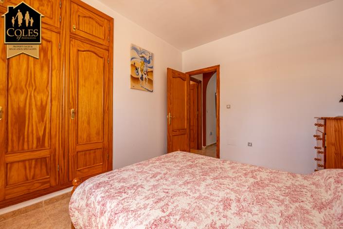 Image No.29-3 Bed Villa / Detached for sale