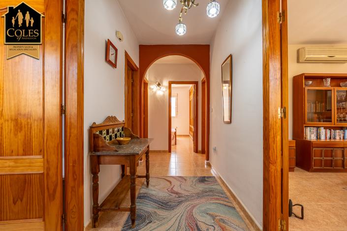 Image No.36-3 Bed Villa / Detached for sale