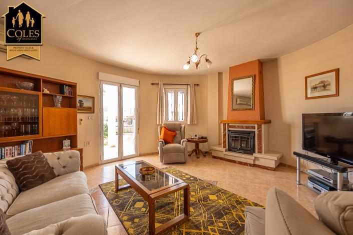 Image No.37-3 Bed Villa / Detached for sale