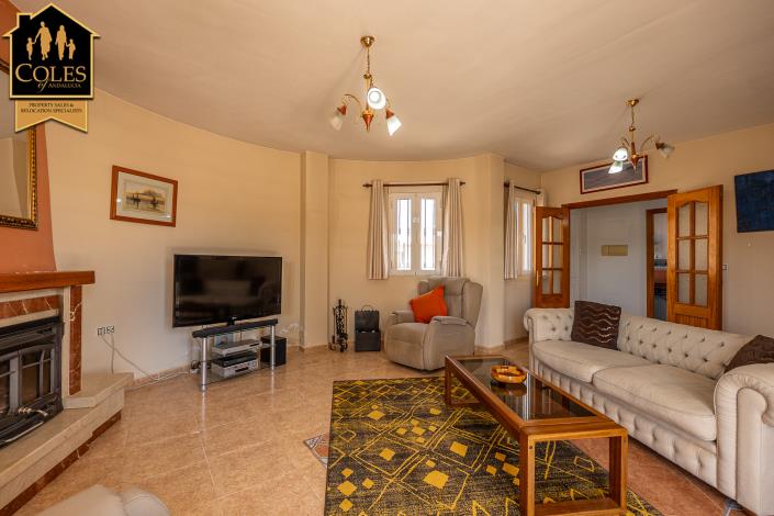 Image No.38-3 Bed Villa / Detached for sale