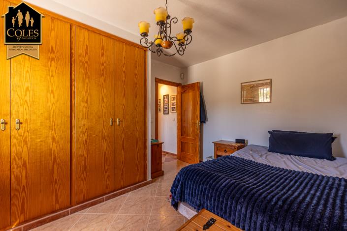 Image No.22-3 Bed Villa / Detached for sale