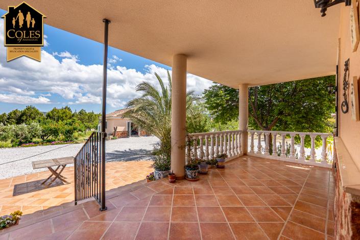 Image No.23-3 Bed Villa / Detached for sale