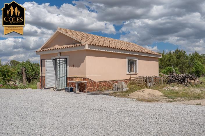Image No.27-3 Bed Villa / Detached for sale