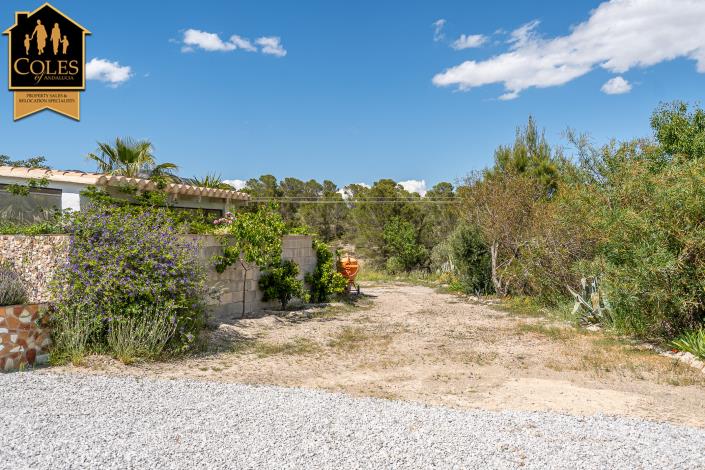 Image No.30-3 Bed Villa / Detached for sale