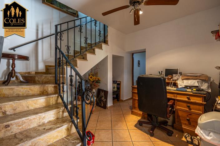 Image No.15-4 Bed Cortijo for sale