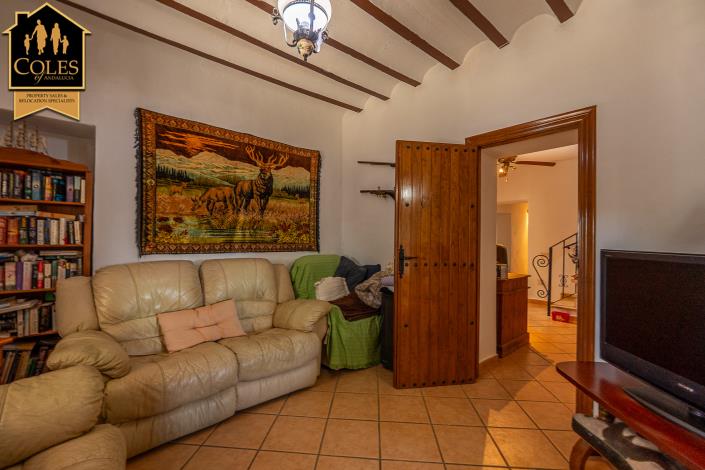 Image No.20-4 Bed Cortijo for sale