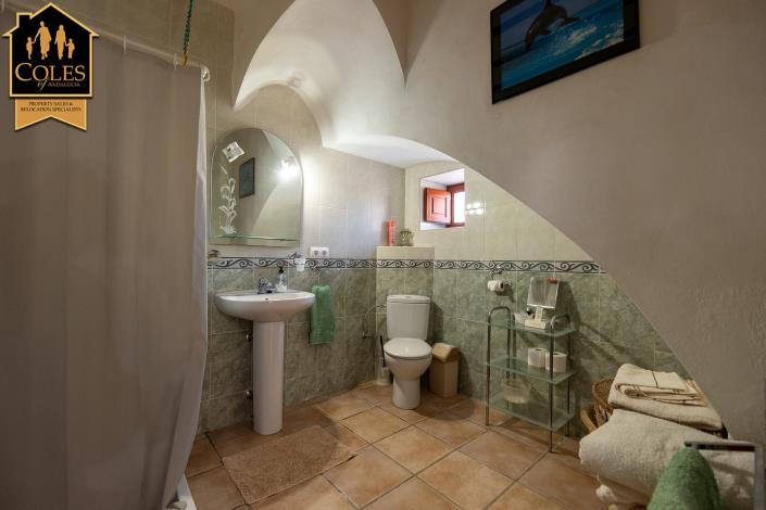 Image No.25-4 Bed Cortijo for sale