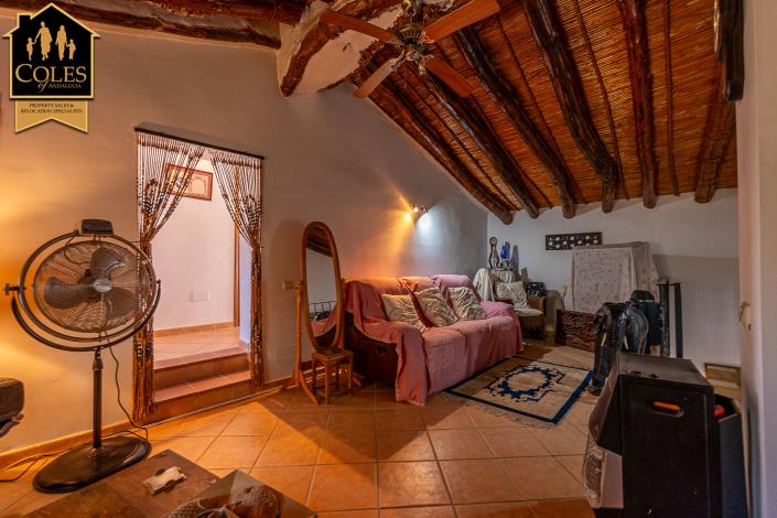 Image No.27-4 Bed Cortijo for sale