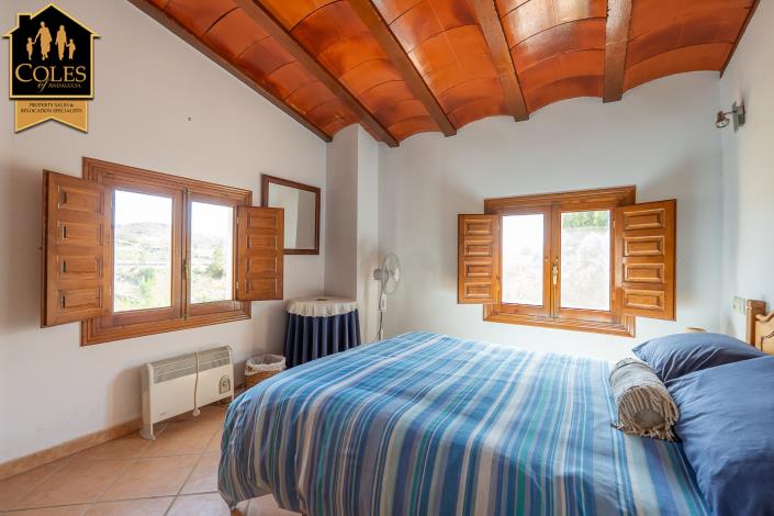 Image No.32-4 Bed Cortijo for sale