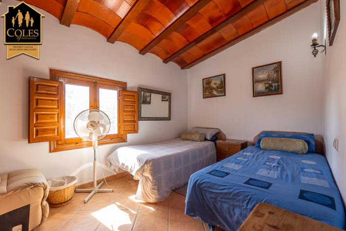 Image No.35-4 Bed Cortijo for sale