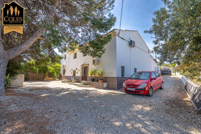 Image No.38-4 Bed Cortijo for sale