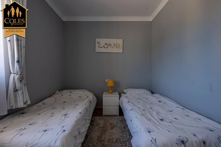 Image No.20-3 Bed Villa / Detached for sale