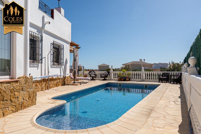 Image No.3-2 Bed Villa / Detached for sale