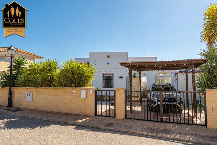 Image No.6-2 Bed Villa / Detached for sale
