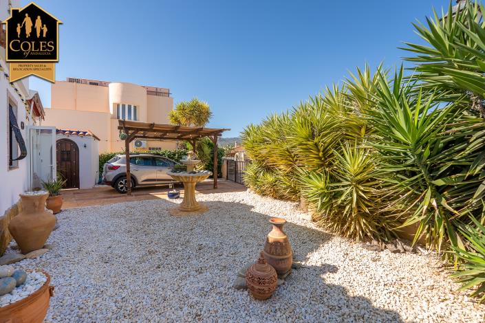 Image No.8-2 Bed Villa / Detached for sale