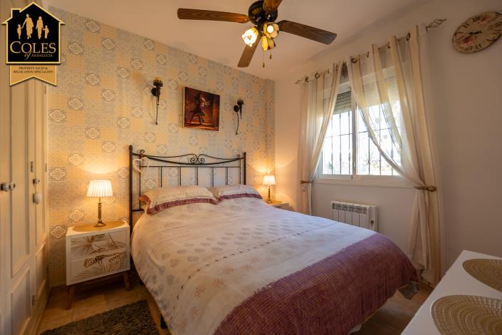 Image No.21-2 Bed Villa / Detached for sale