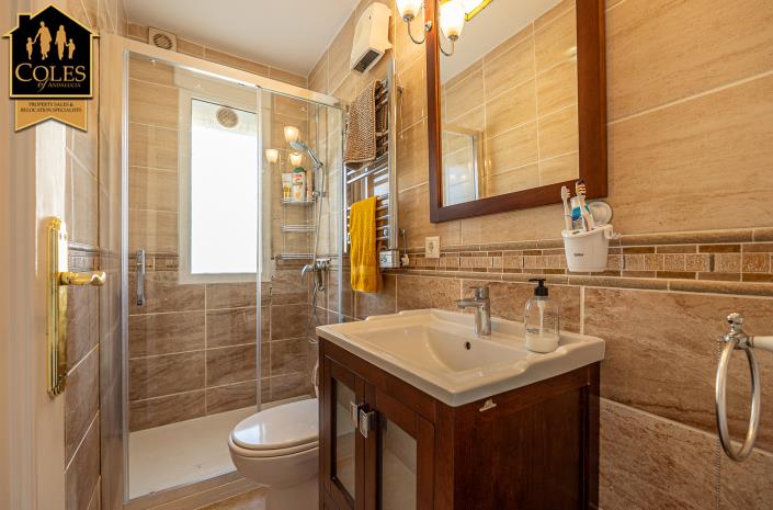 Image No.24-2 Bed Villa / Detached for sale