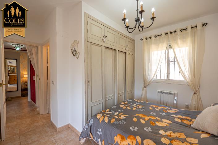 Image No.26-2 Bed Villa / Detached for sale