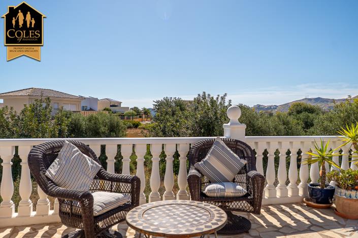 Image No.35-2 Bed Villa / Detached for sale