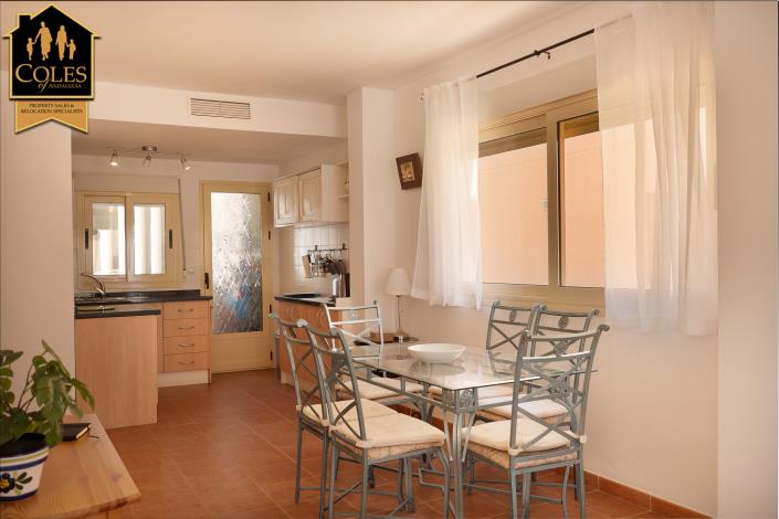 Image No.13-2 Bed Townhouse for sale