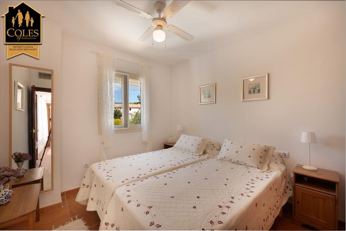 Image No.20-2 Bed Townhouse for sale