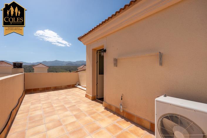 Image No.28-2 Bed Townhouse for sale