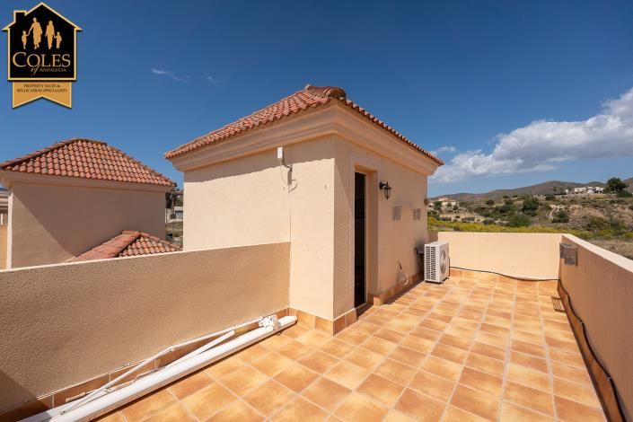 Image No.29-2 Bed Townhouse for sale