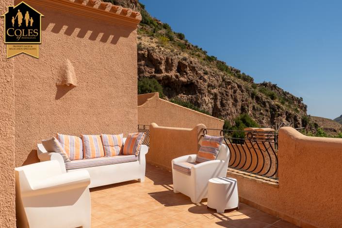 Image No.6-3 Bed Villa for sale